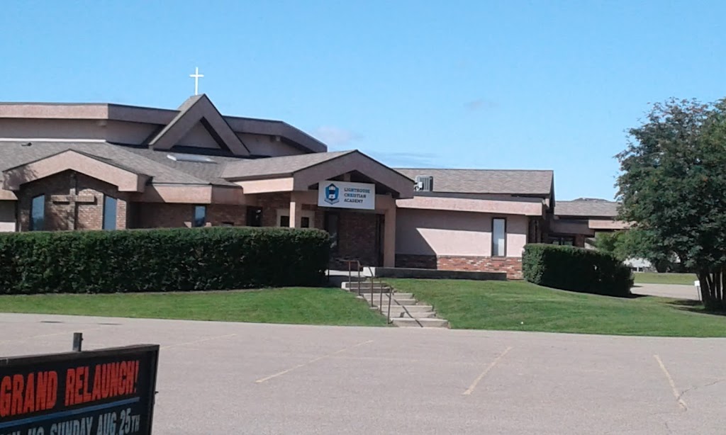 Lighthouse Christian Academy | 4290 50 St, Sylvan Lake, AB T4S 0H3, Canada | Phone: (403) 887-2166