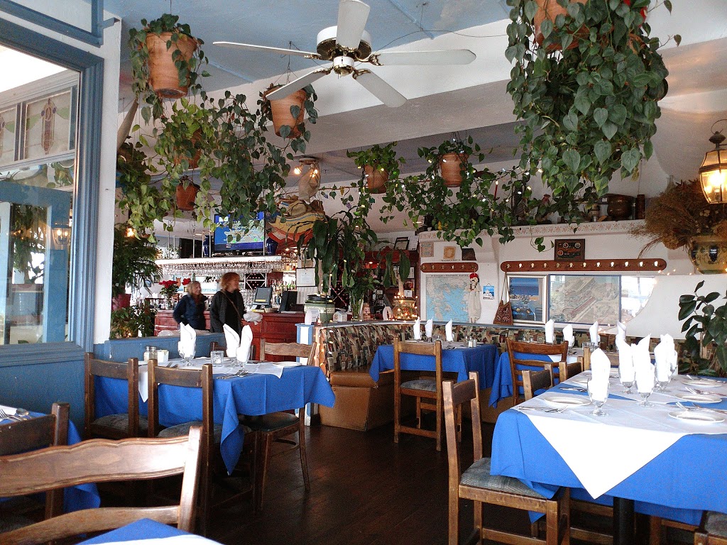 Cosmos Greek Restaurant | 14871 Marine Dr, White Rock, BC V4B 1C2, Canada | Phone: (604) 531-3511