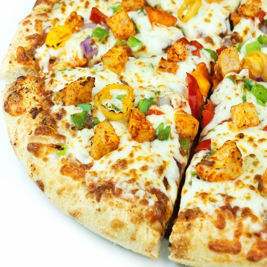 Speedy Pizza & wings | 4501 26 Ave SE, Calgary, AB T2B 1K3, Canada | Phone: (587) 470-3000