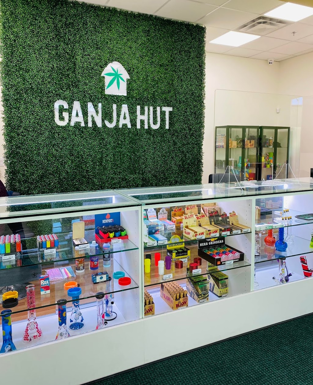 Ganja Hut Mistatim | 431 Mistatim Way NW, Edmonton, AB T6V 0H8, Canada | Phone: (780) 752-1299