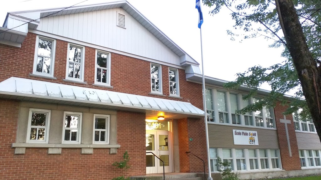 École PLEIN-Soleil | 401 4e Avenue, Sainte-Hélène-de-Bagot, QC J0H 1M0, Canada | Phone: (450) 773-1237