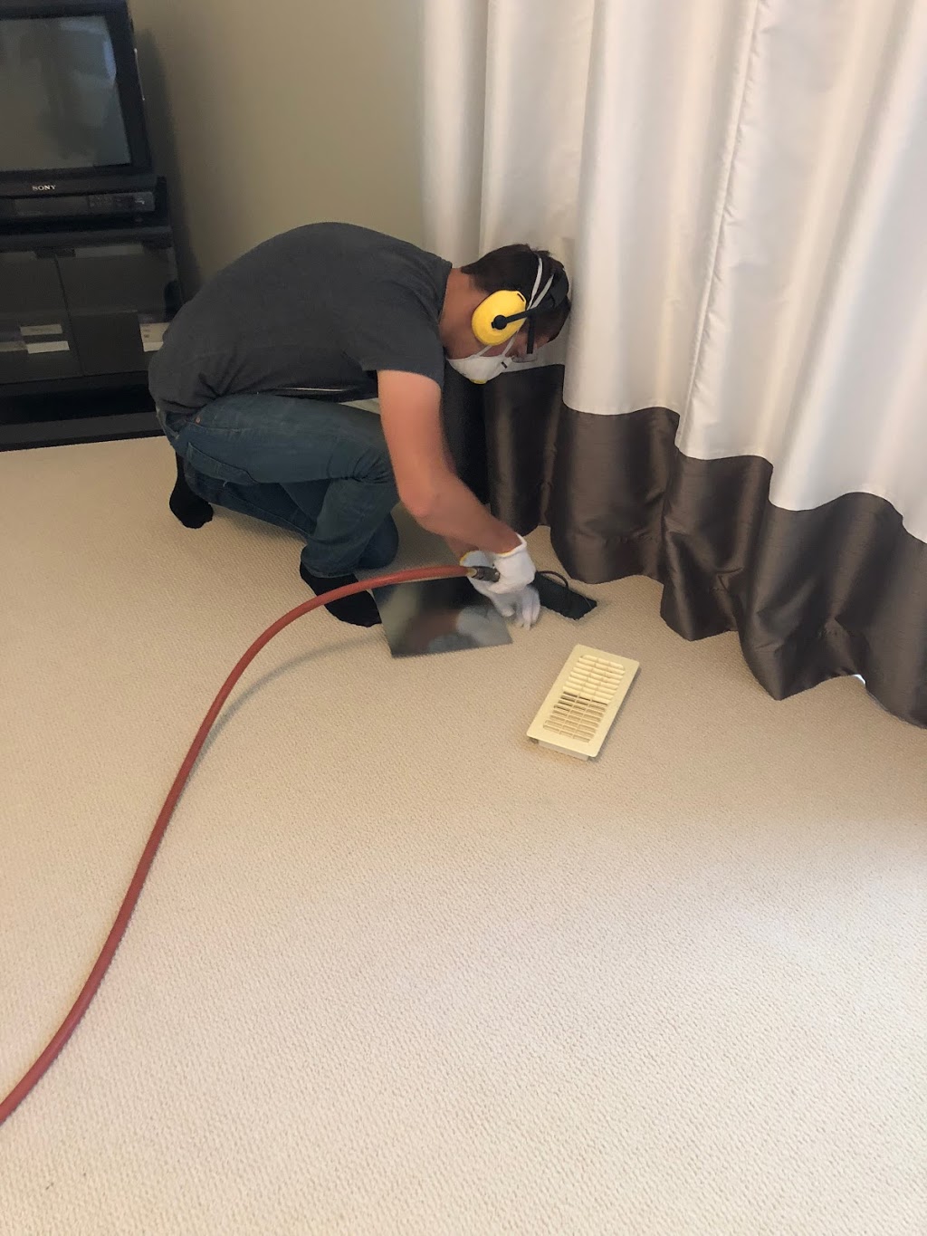 Duct Cleaning Thornhill | Comfort Clean | 85 Cartier Crescent, Richmond Hill, ON L4C 2N3, Canada | Phone: (416) 907-3086