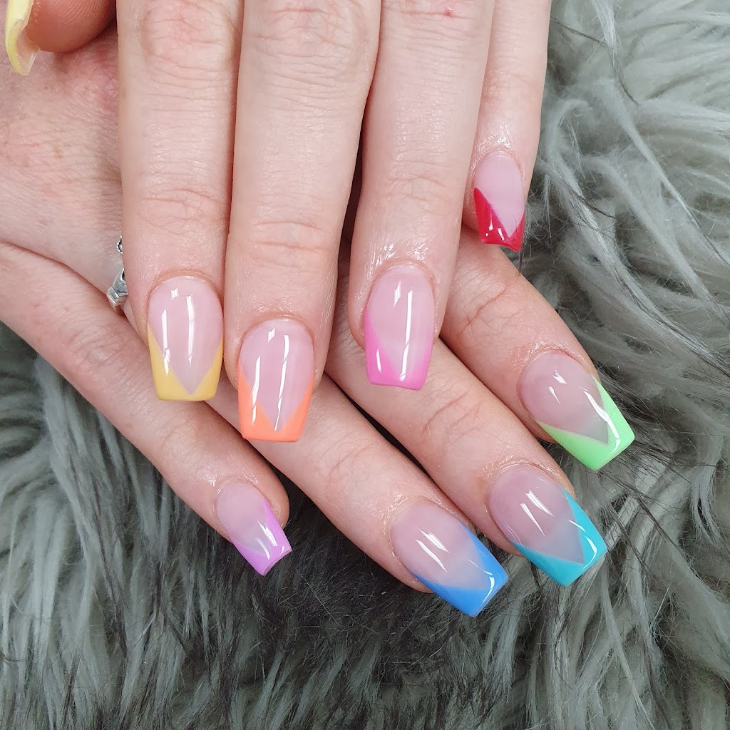 Posh Tips Nails | 340 Eagle St W, Newmarket, ON L3Y 1K5, Canada | Phone: (905) 967-0888