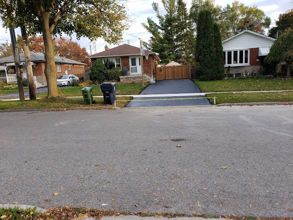 Lifetime Driveways Inc | 7 Aberfeldy Crescent, Thornhill, ON L3T 4C1, Canada | Phone: (647) 966-3009