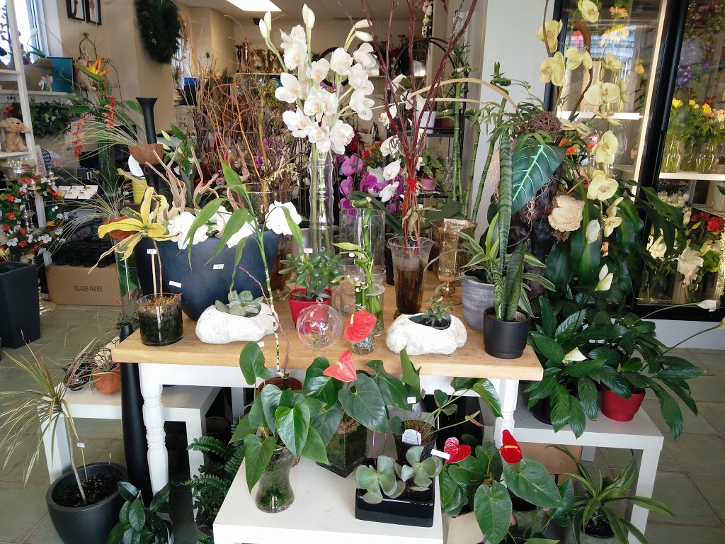 Enchanting Flowers | 170 The Donway W #104, North York, ON M3C 2G3, Canada | Phone: (416) 449-8001