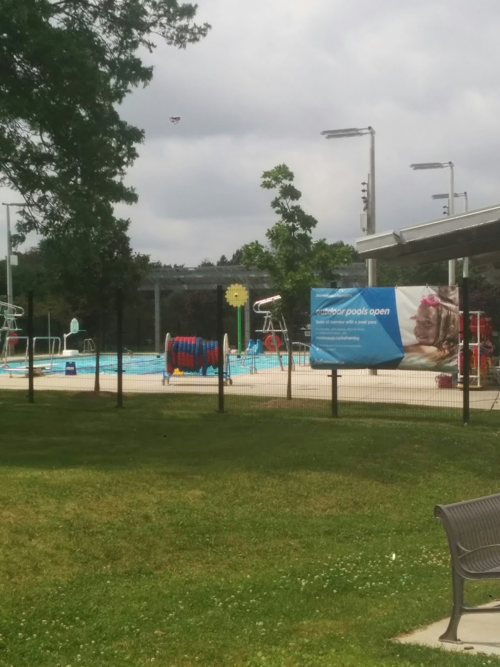 Erindale Outdoor Pool | 1244 Shamir Crescent, Mississauga, ON L5C 1L1, Canada | Phone: (905) 896-5503