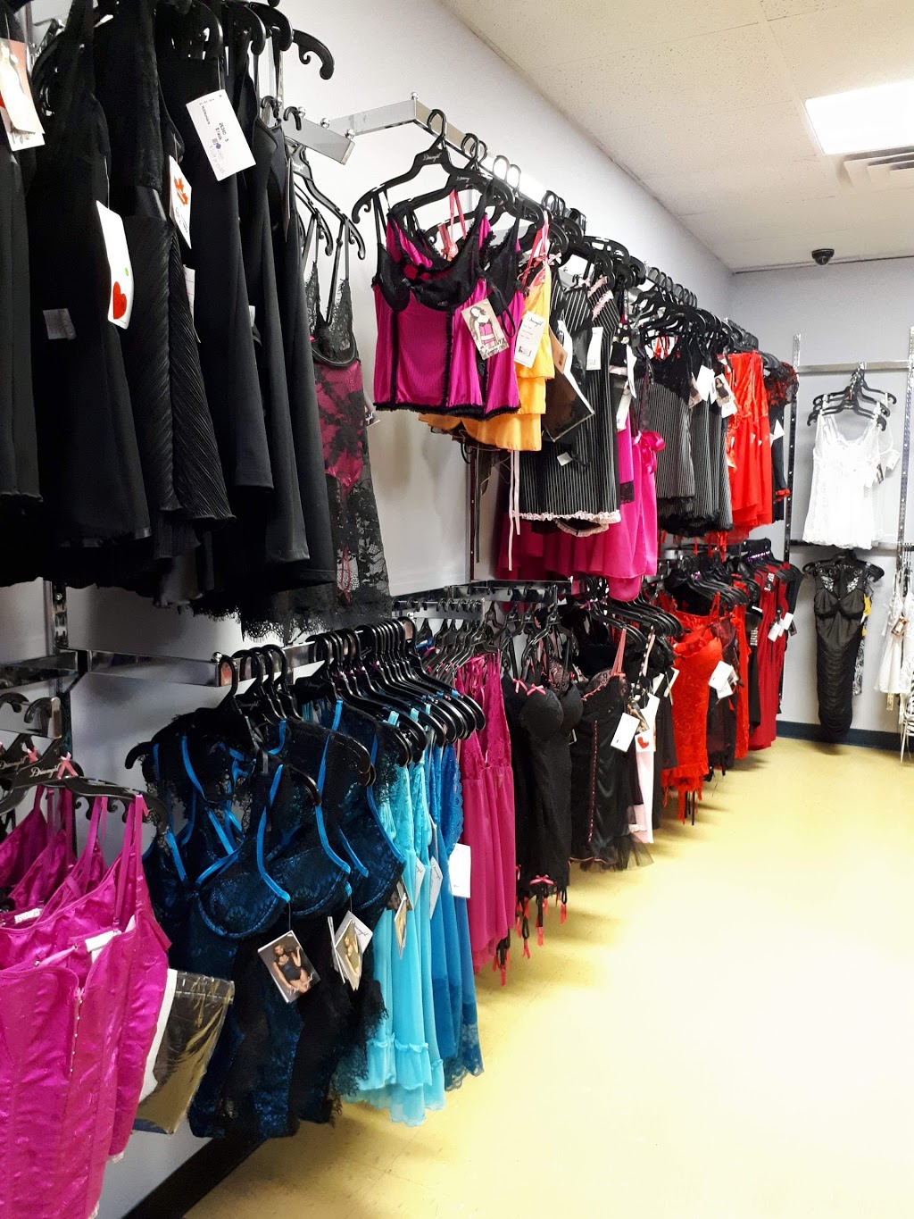 Boutique Érotique Sensations Plus - Masson-Angers | 1100 Chemin Montreal Ouest (Route 148), Gatineau, QC J8M 2A9, Canada | Phone: (819) 986-1623