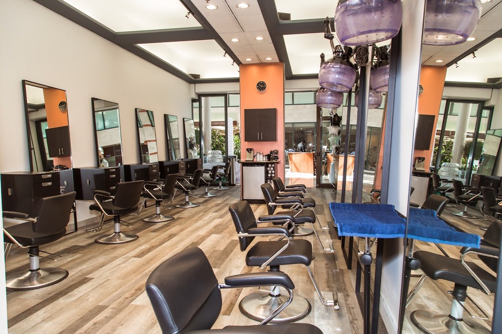 Hair By Carlo | 3 Concorde Gate, North York, ON M3C 3N7, Canada | Phone: (416) 441-0560