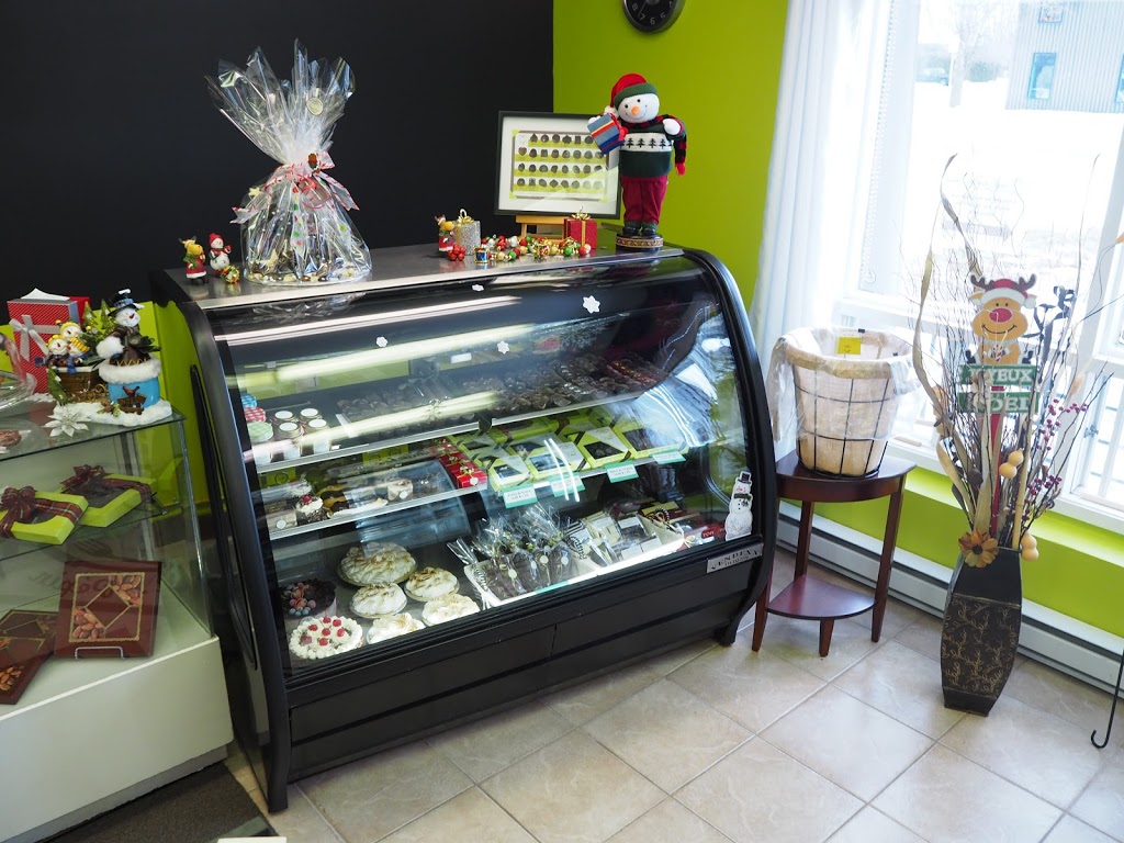 Atelier des Vieilles Forges : Division Atelier Chocolaté | 802 Place Boland, Trois-Rivières, QC G8Z 4H2, Canada | Phone: (819) 376-1834