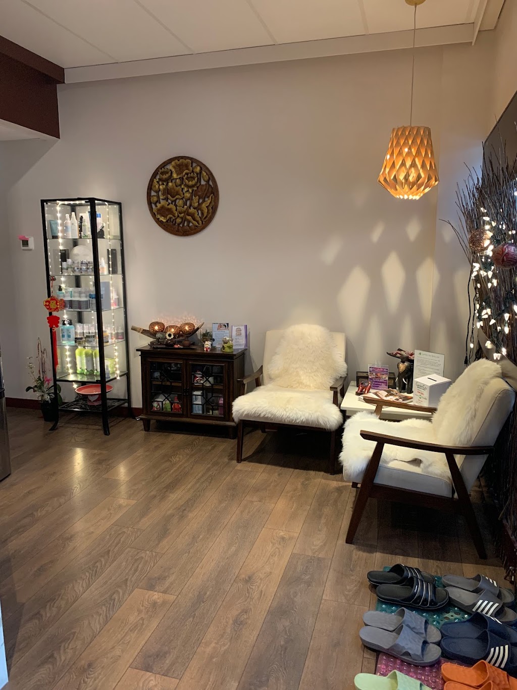 Garden City Relax Spa | 112-8040 Garden City Rd, Richmond, BC V6Y 2N9, Canada | Phone: (604) 370-0900