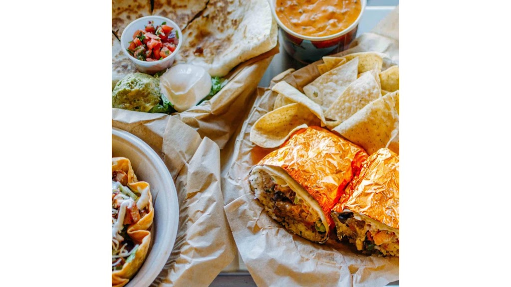 QDOBA Mexican Eats | 1659 Kenaston Blvd #4, Winnipeg, MB R3P 2M4, Canada | Phone: (204) 489-0373