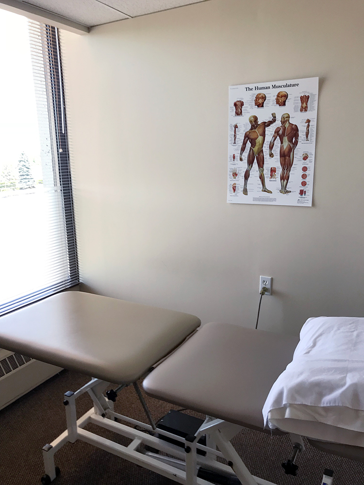 Head to Toe Physiotherapy Orleans - pt Health | 2555 St Joseph Blvd #300, Orléans, ON K1C 1S6, Canada | Phone: (613) 604-0734