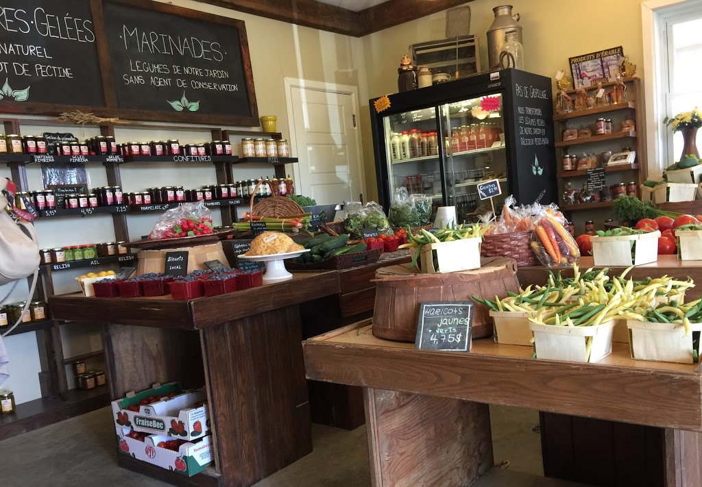 Marché Ferme Beaulieu | 3700 QC-147, Waterville, QC J0B 3H0, Canada | Phone: (819) 562-6477