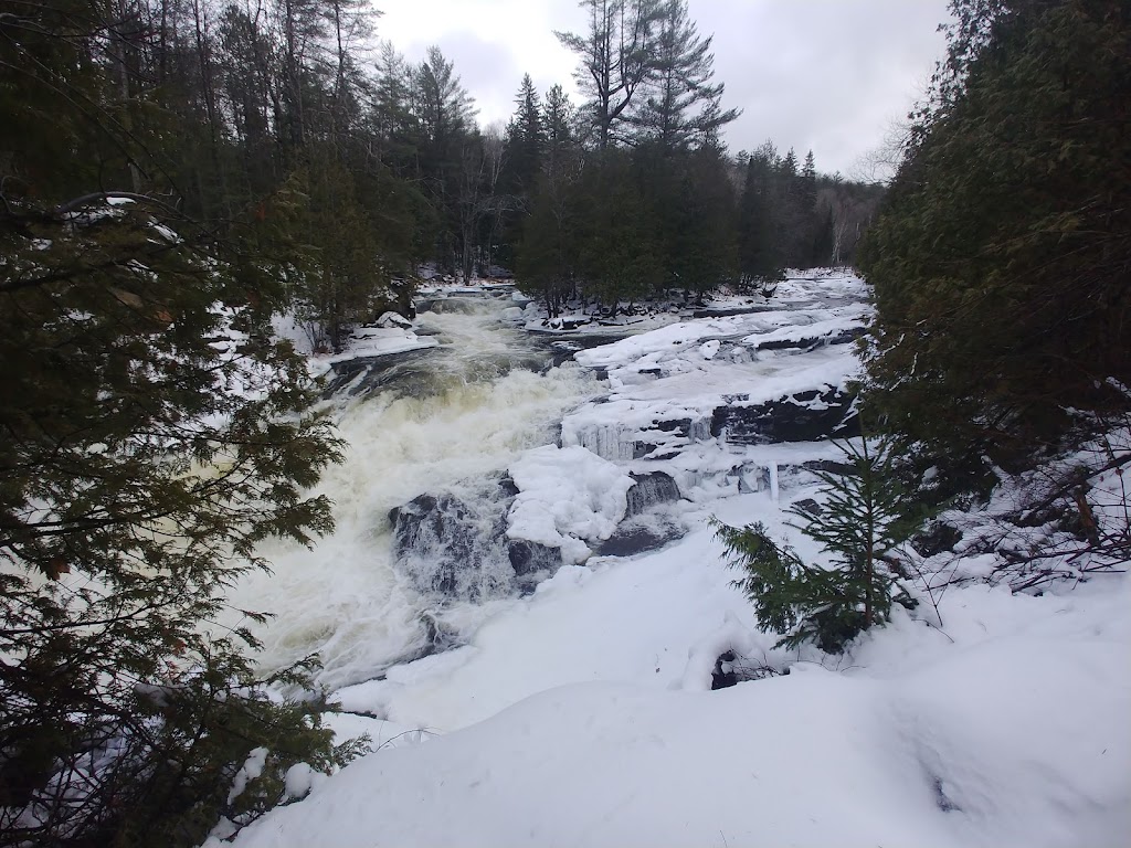 Egan Chutes Provincial Park | 487 Detlor Rd, LAmable, ON K0L 2L0, Canada | Phone: (613) 339-2807