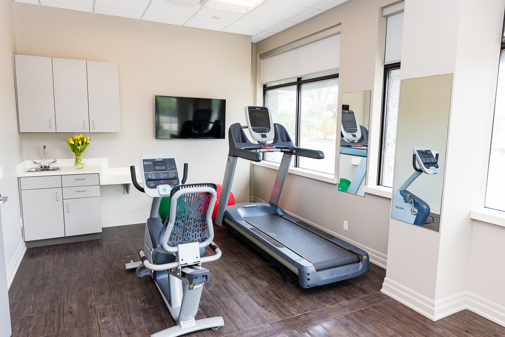 Physio Now Maple Grove | 2035 Cornwall Rd, Oakville, ON L6J 7S2, Canada | Phone: (905) 337-7220