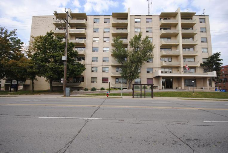 Wilshire East Apartments | 1185 Fennell Ave E, Hamilton, ON L8T 1S4, Canada | Phone: (905) 389-2111