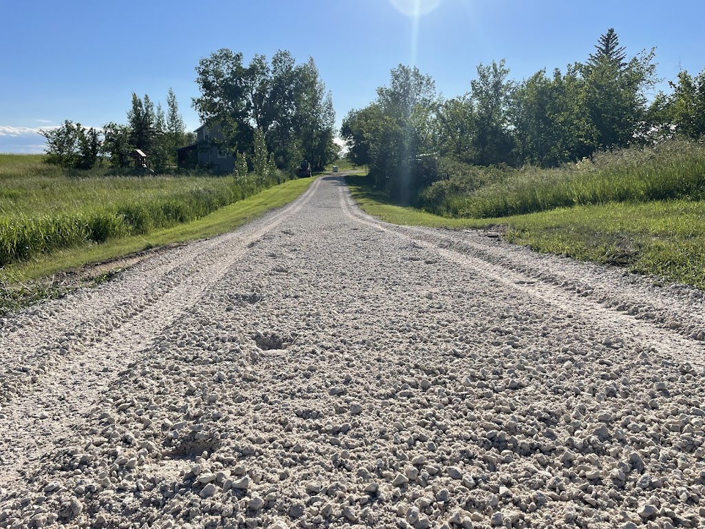 Cousins Gravel & Surfacing | 115 Church St E, Rosenort, MB R0G 1W0, Canada | Phone: (204) 746-3607