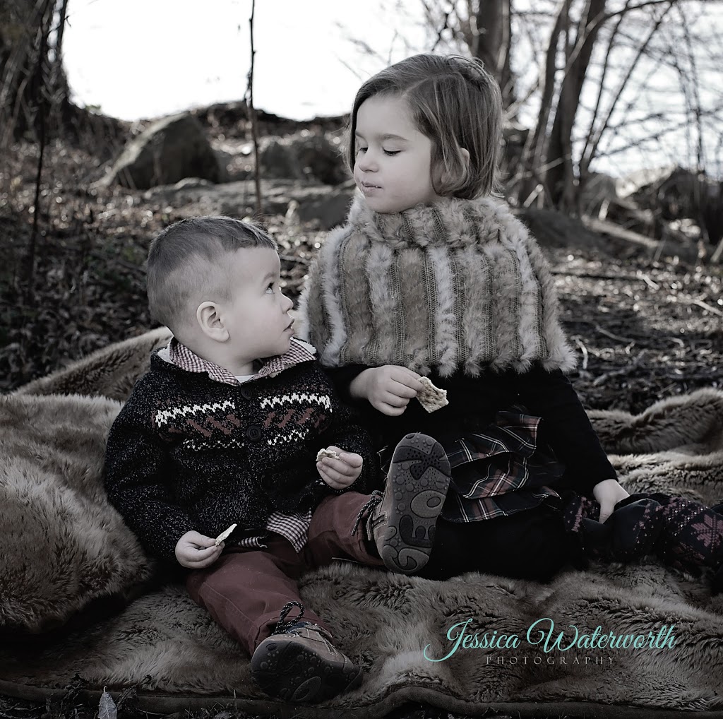 Jessica Waterworth Photography | 4583 Cedarbrook Ln, Beamsville, ON L0R 1B5, Canada | Phone: (289) 925-5490