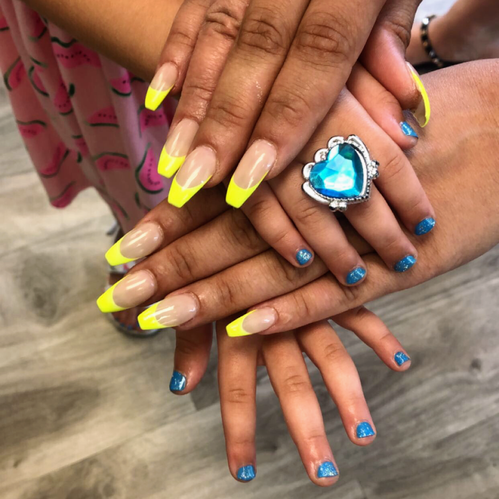 Q Nails Salon | 2914 Sheppard Ave E, Scarborough, ON M1T 3J4, Canada | Phone: (416) 497-9602