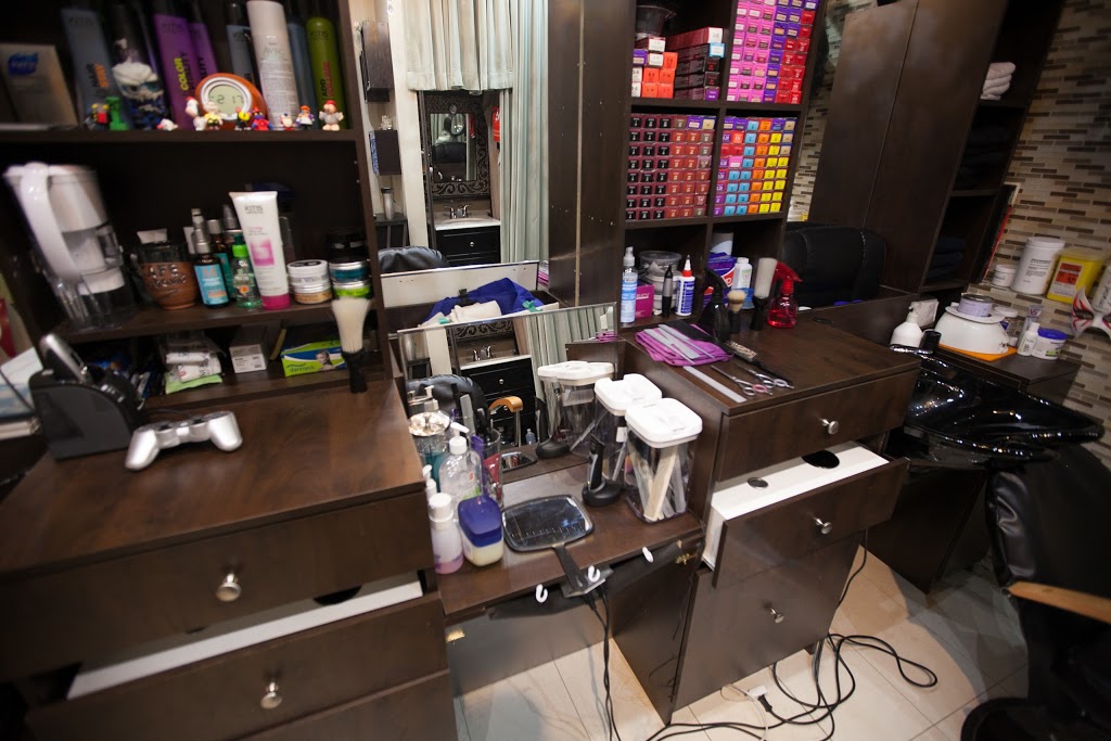 Hair | 384 Yonge St #89, Toronto, ON M5B 1S8, Canada | Phone: (647) 748-2599