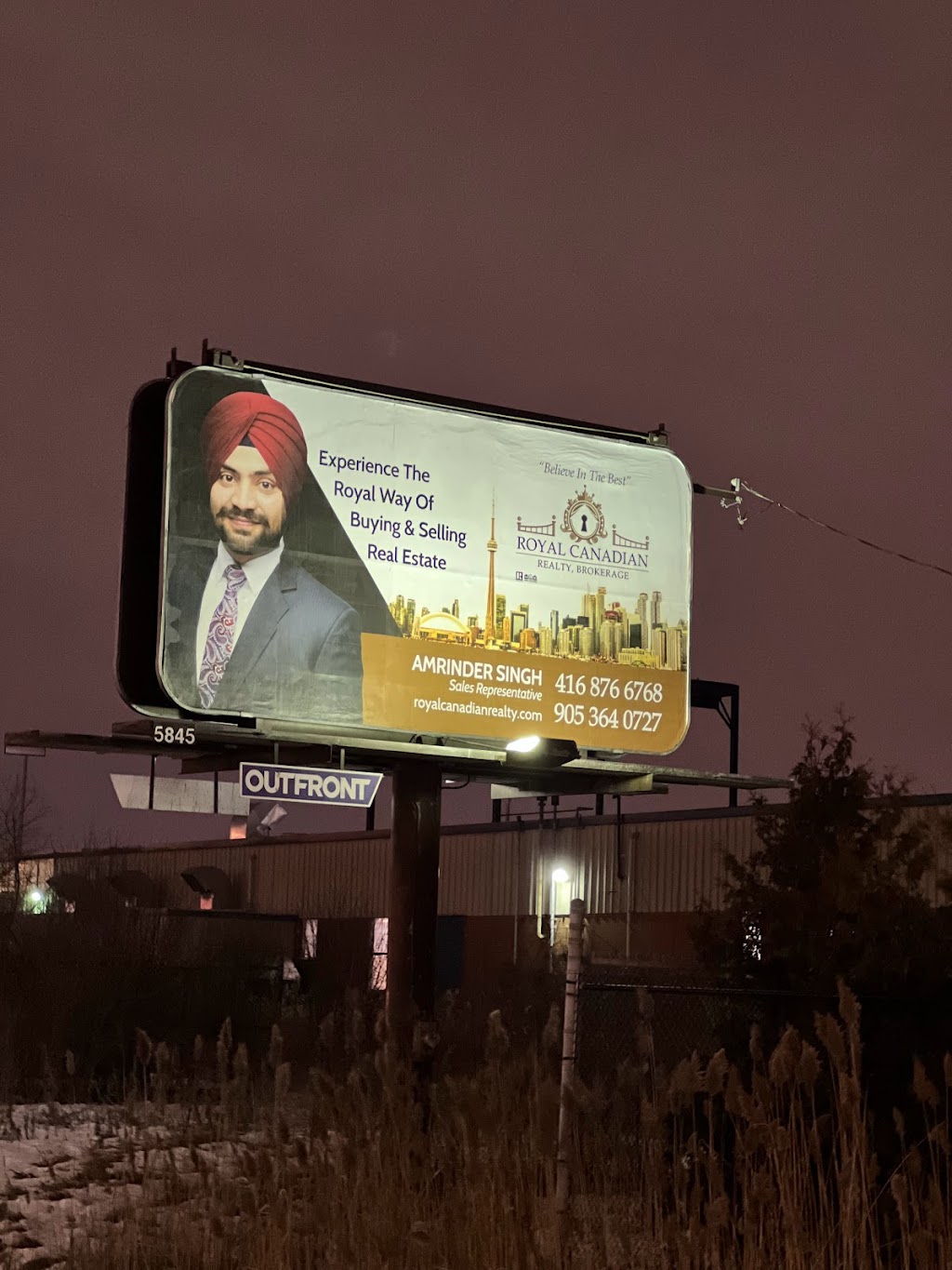 Amrinder Chahal Real Estate Services | 2896 Slough St Unit 1, Mississauga, ON L4T 1G3, Canada | Phone: (416) 876-6768