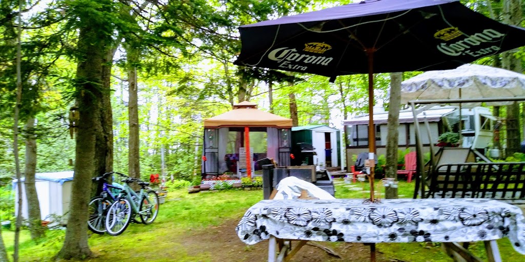 Camping Donald | 13519 Ch St Simon Mirabel, Saint-Canut, QC J7N 1P3, Canada | Phone: (450) 438-1494