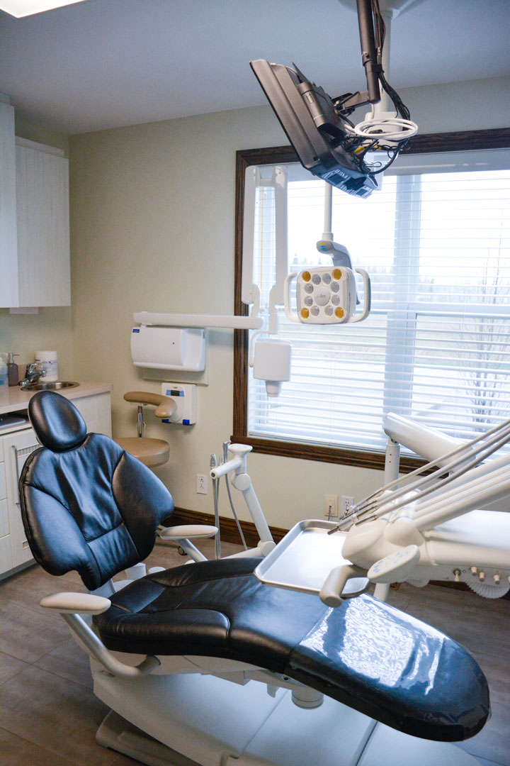Clinique Dentaire Dr Patrick Rheault | 2330 Rue Principale O, Magog, QC J1X 0J1, Canada | Phone: (819) 868-1008