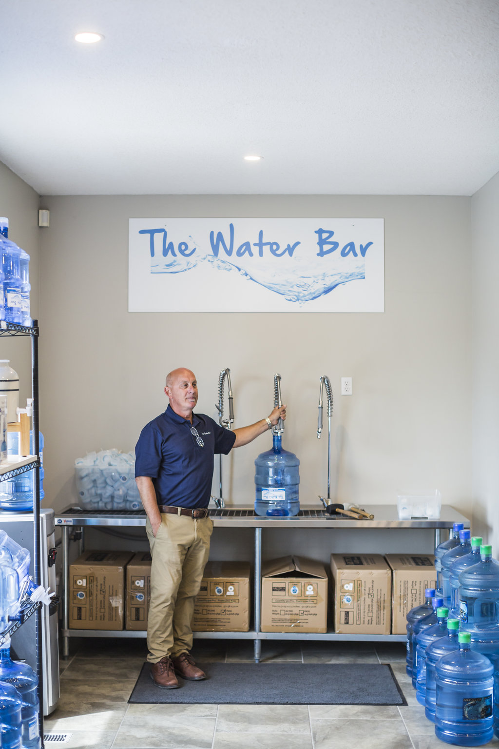 The Water Bar | 97 Charing Cross St, Brantford, ON N3R 2H7, Canada | Phone: (519) 759-8333