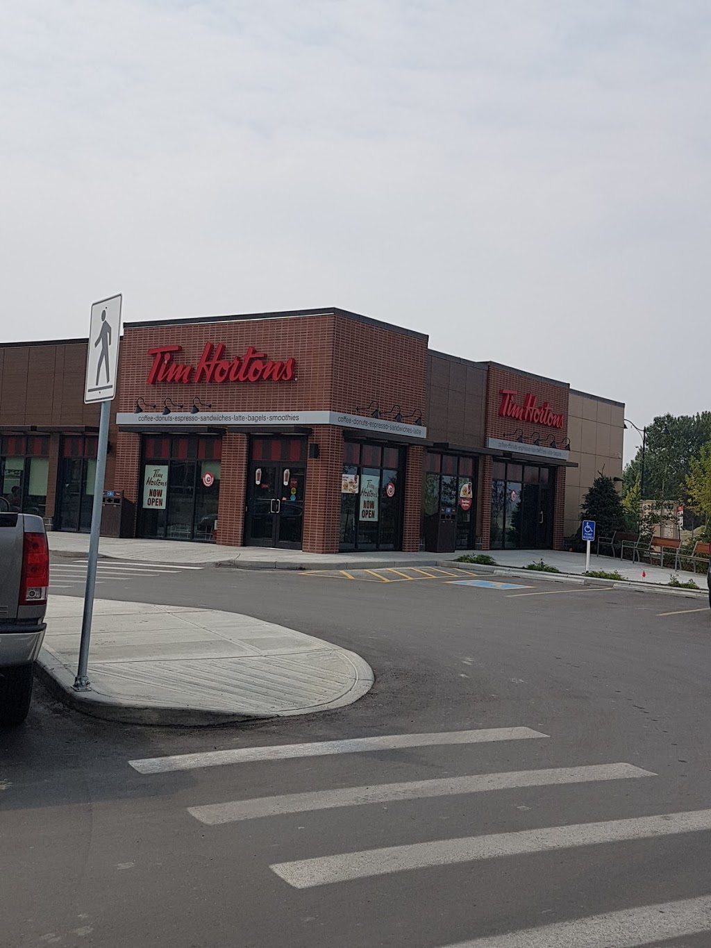 Tim Hortons | 200-1625 210 Ave SE, Calgary, AB T2X 4K8, Canada | Phone: (888) 601-1616