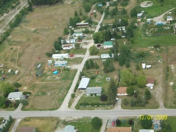 Charbonneau mobile home park | Burns Ave, Canal Flats, BC V0B 1B0, Canada | Phone: (450) 204-2781