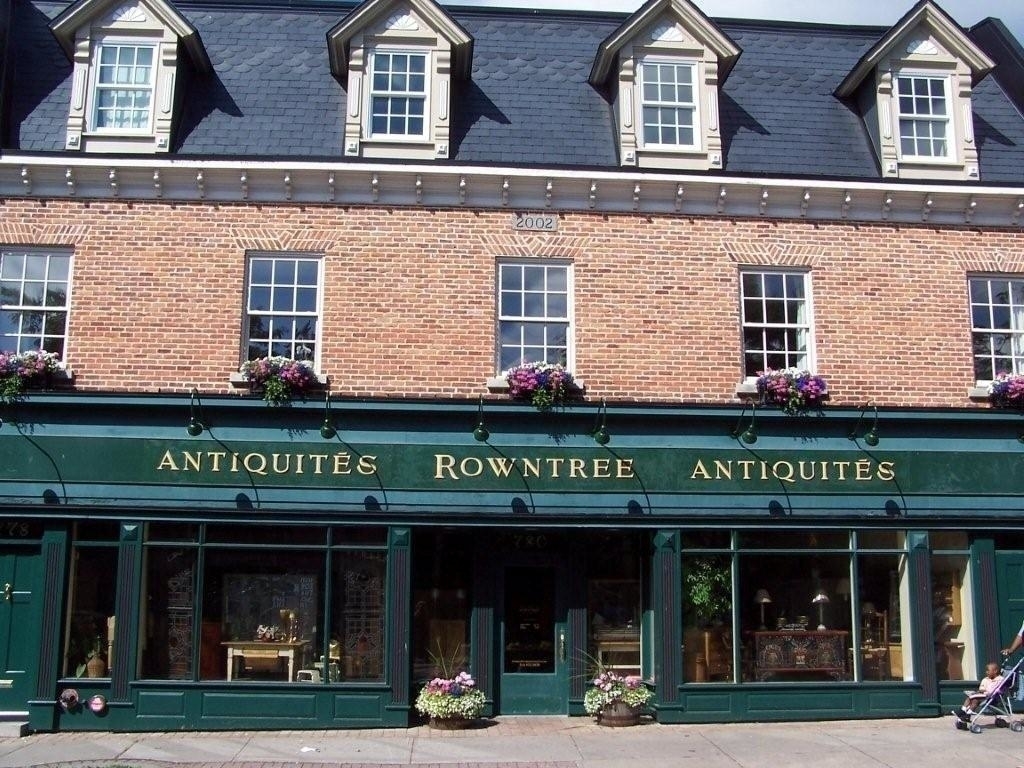 Rowntree Antiques | Chemin du Mont-Écho Atwater, Sutton, QC J0E 2K0, Canada | Phone: (514) 933-5030