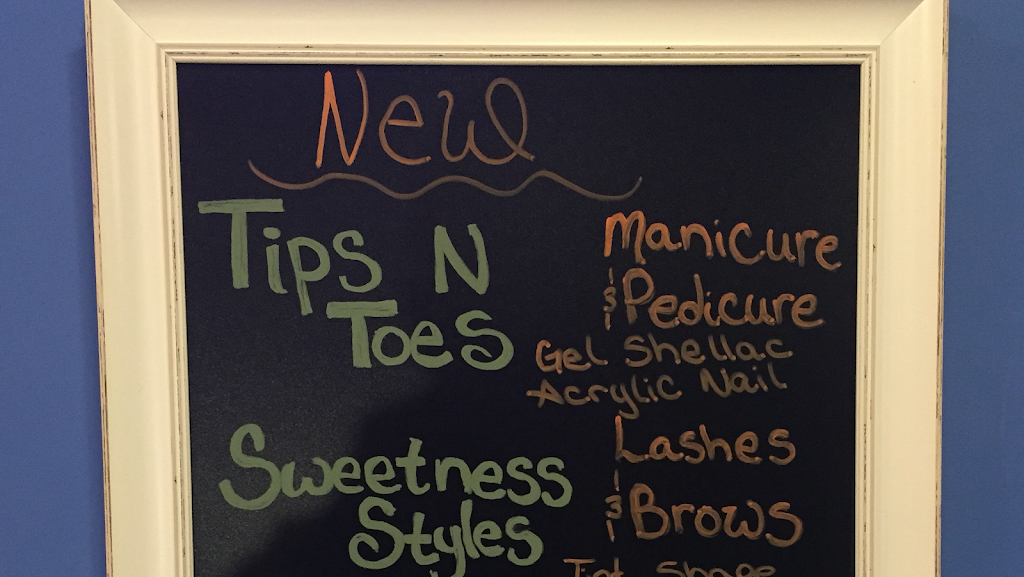 TIPS N TOES nails service | 100 Kent St #140, Red Deer, AB T4P 4E5, Canada | Phone: (403) 872-2859