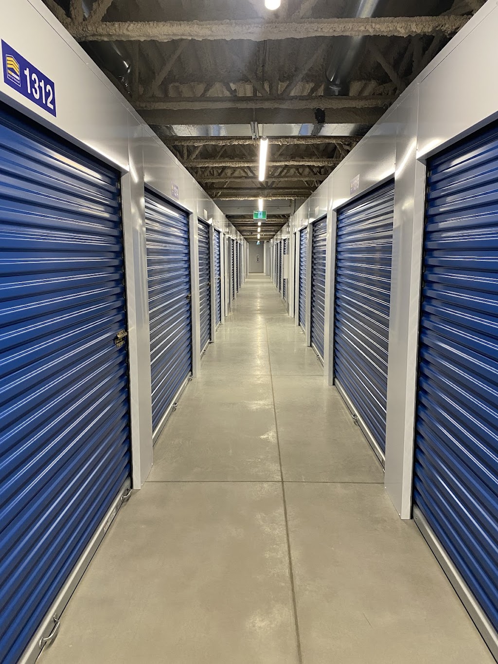 Vanguard Self Storage Richmond Hill | 75 Newkirk Rd, Richmond Hill, ON L4C 3G4, Canada | Phone: (905) 787-0648