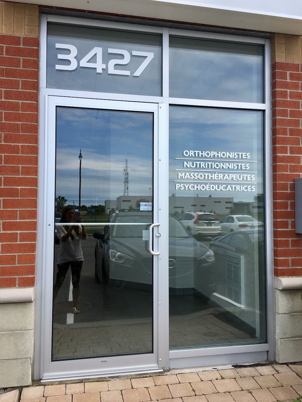 Clinique dorthophonie Amelie Fournier, orthophonistes | 3427 Boulevard De La Pinière O, Terrebonne, QC J6X 4N1, Canada | Phone: (450) 492-5800