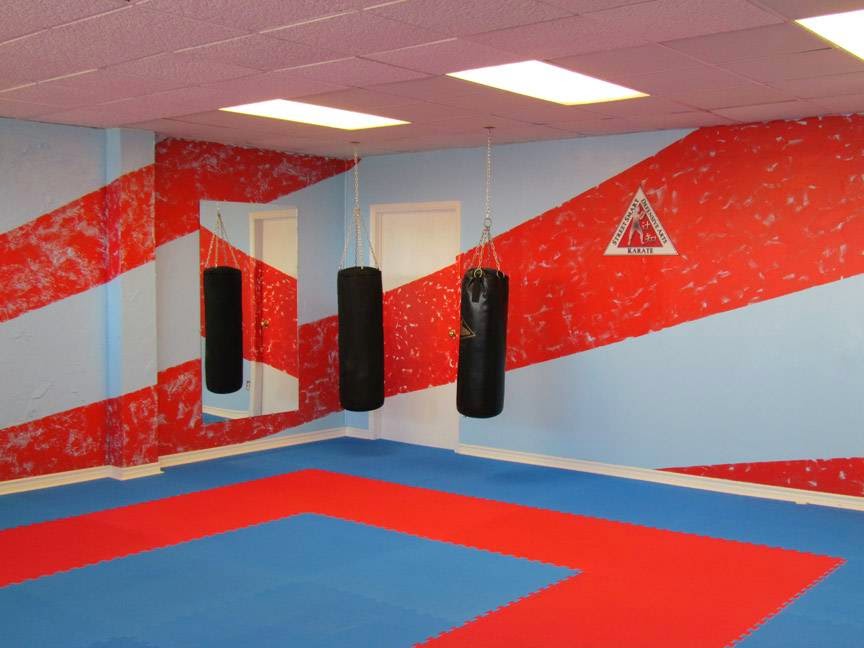 Courtice Karate Club | 716 Wilson Rd S, Oshawa, ON L1H 6E8, Canada | Phone: (905) 903-8707