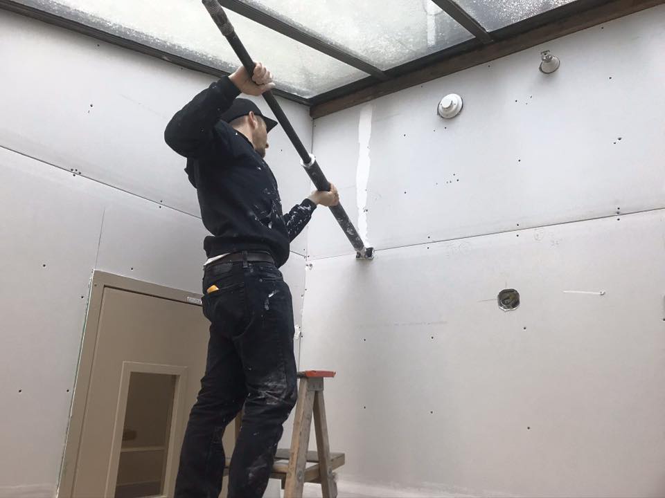 Drywall Medic | 2936 Amy Rd #136, Victoria, BC V9B 0B2, Canada | Phone: (250) 880-8849