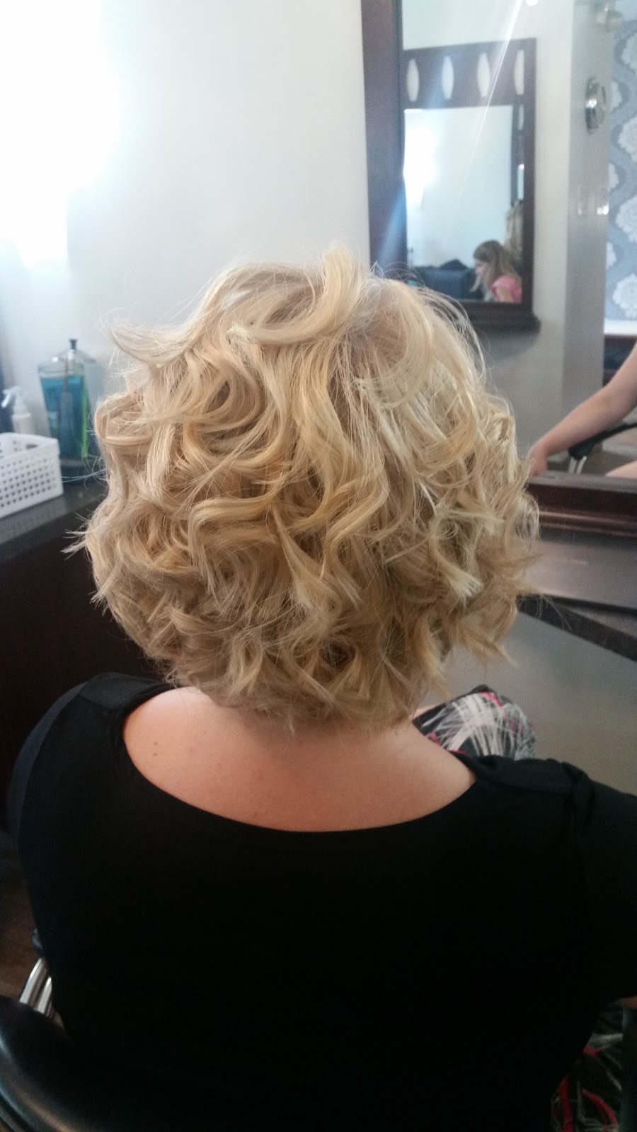 Root 37 Hair Designs | 225 Regent Ave W, Winnipeg, MB R2C 1R3, Canada | Phone: (204) 222-3490