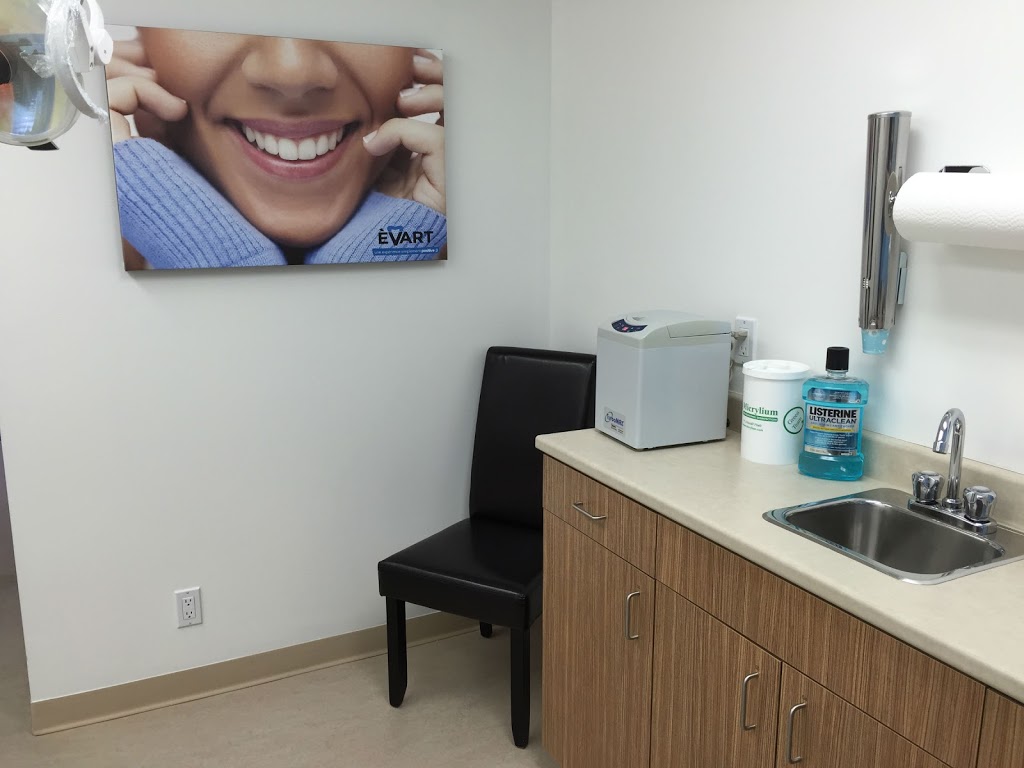 ÈVART | Denturologie et implantologie | 1657 Rue Sherbrooke, Magog, QC J1X 2T5, Canada | Phone: (819) 843-4646