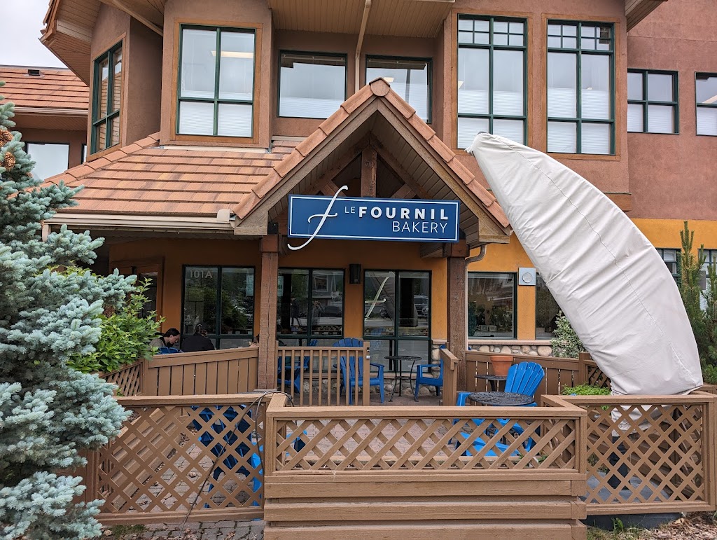 Le fournil Bakery | 101-1205 Bow Valley Trail, Canmore, AB T1W 1P5, Canada | Phone: (403) 675-5005