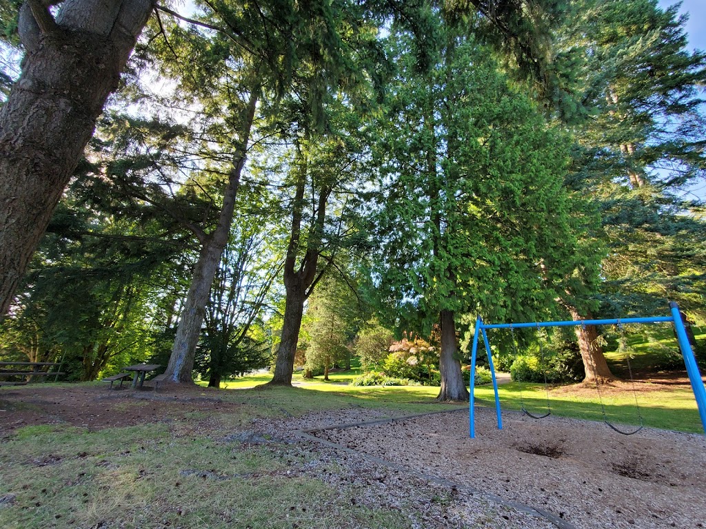 Carisbrooke Park Playground | North Vancouver, BC V7N, Canada | Phone: (604) 983-6575