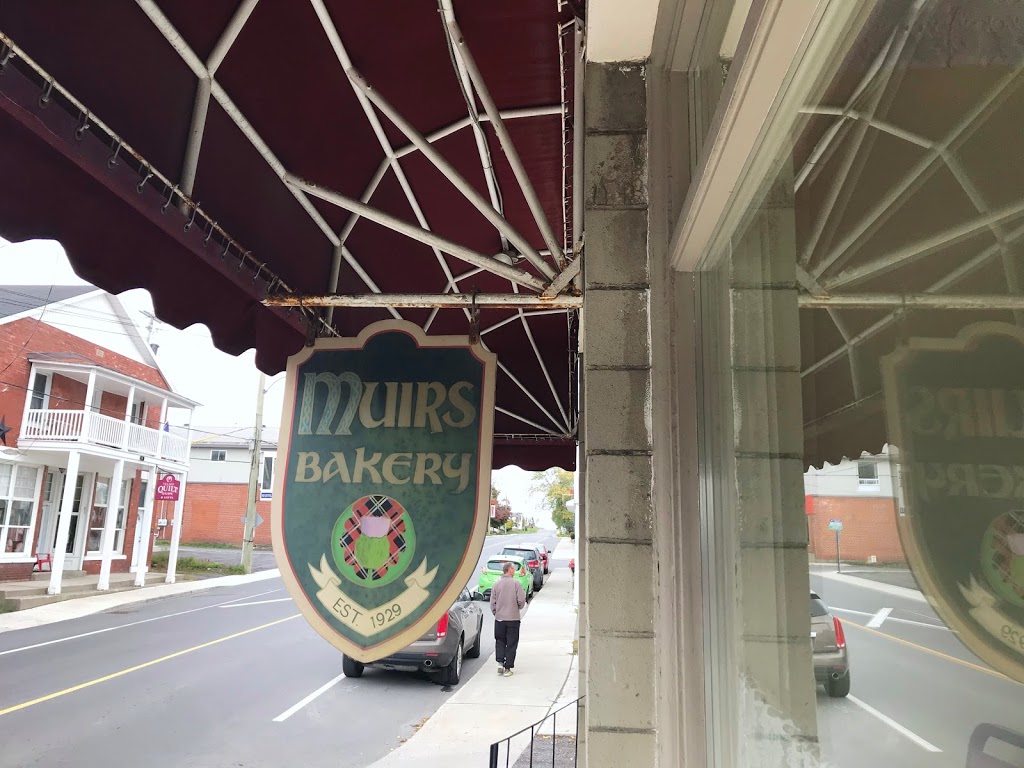 Muirs Bakery | 6 Main St S, Maxville, ON K0C 1T0, Canada | Phone: (613) 527-1806