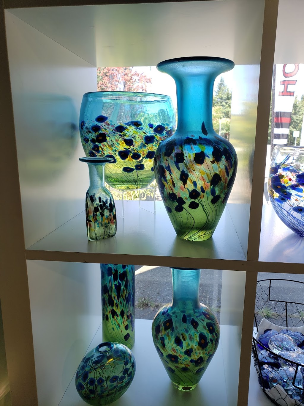 Robert Held Art Glass | 708 Island Hwy E, Parksville, BC V9P 1T8, Canada | Phone: (250) 586-4353