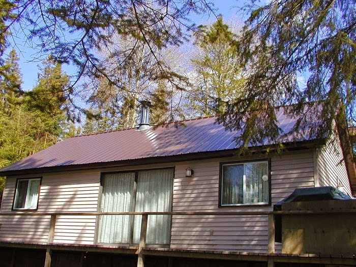 Sand Lake Cottages & Inn | Hwy 518, Kearney, ON P0A 1M0, Canada | Phone: (705) 636-5047