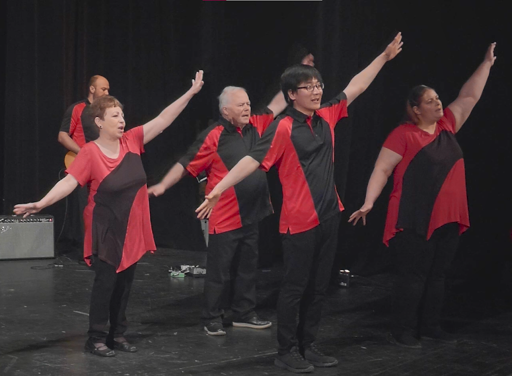 Groupe vocal À Portée de Voix | 9 Rue Monseigneur-Gosselin, Lévis, QC G6V 5K1, Canada | Phone: (418) 446-2238