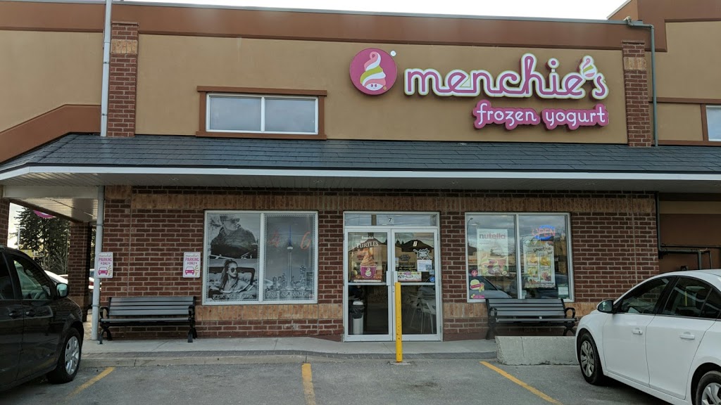 Menchies Oak Ridges | 13390 Yonge St #7, Richmond Hill, ON L4E 2P6, Canada | Phone: (905) 773-9866