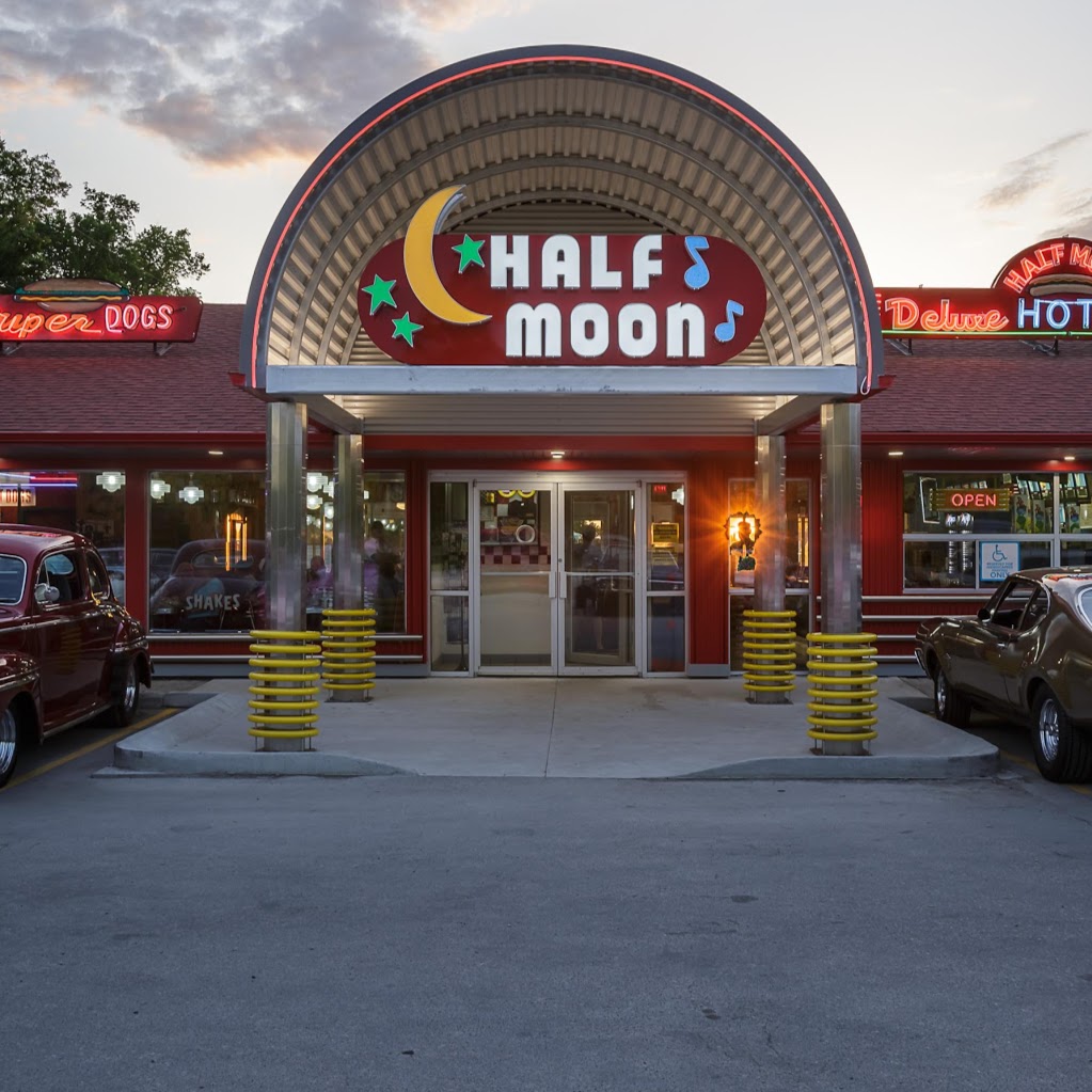 Half Moon Drive In | 6860 Henderson Hwy, Gonor, MB R1C 0E1, Canada | Phone: (204) 757-2517