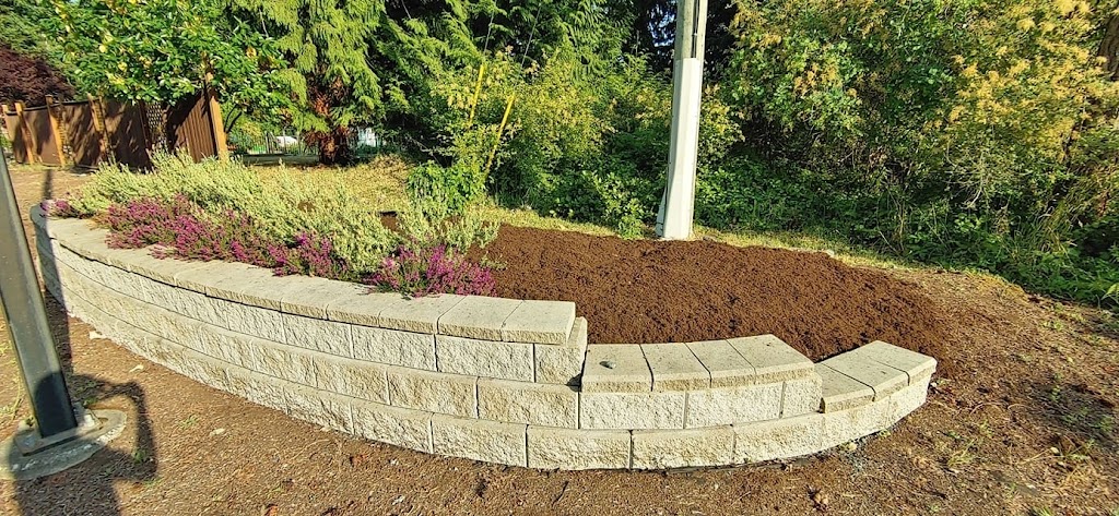 Erics Landscaping | 478 Stirling Ave, Nanaimo, BC V9R 4C4, Canada | Phone: (250) 668-9035