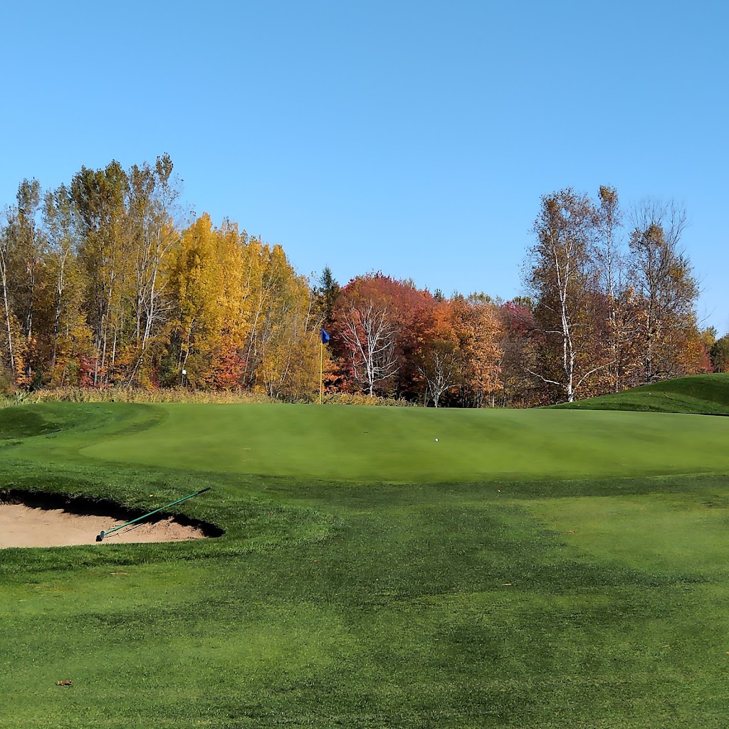 Club de golf Le Blainvillier | 200 Rue du Blainvillier, Blainville, QC J7C 4X6, Canada | Phone: (450) 433-1444