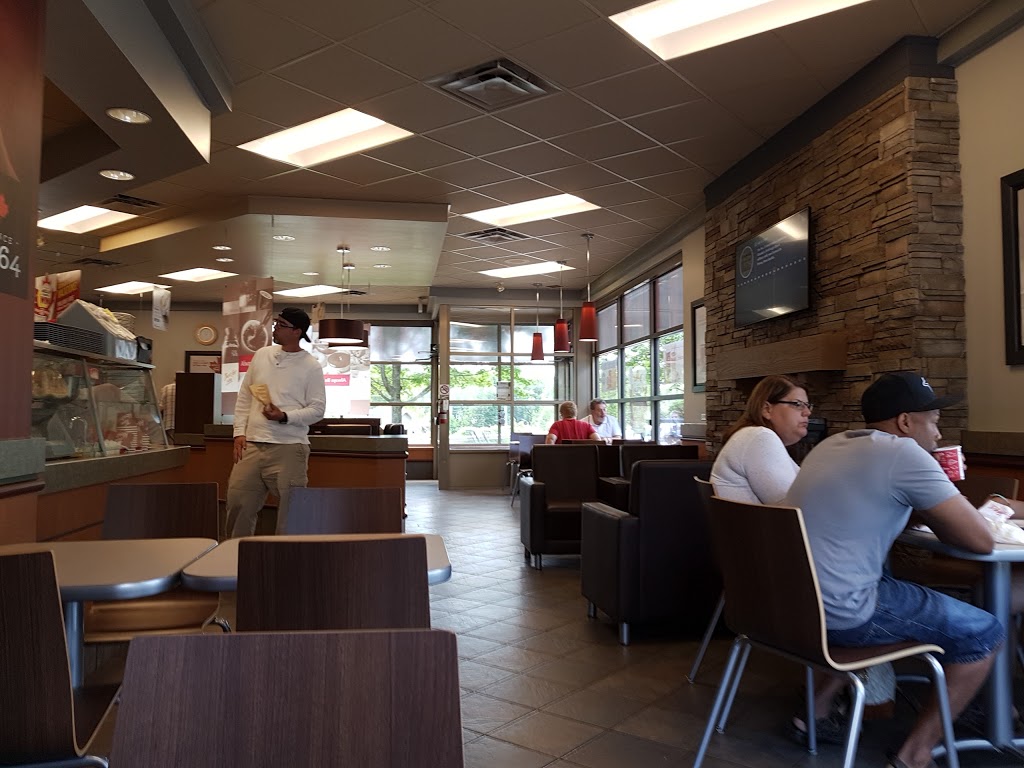 Tim Hortons | 1502 Durham Regional Hwy 2, Courtice, ON L1E 3H6, Canada | Phone: (905) 440-4645