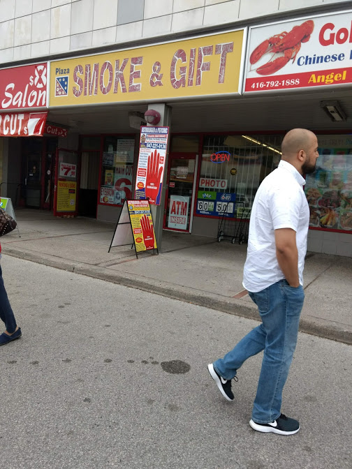 Smoke And Gift | 2300 Lawrence Ave E, Scarborough, ON M1P 2R2, Canada